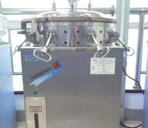 不锈钢双层立式电热蒸汽压力消毒器 